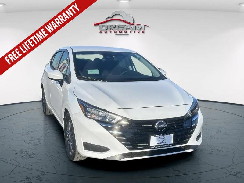 New 2025 Nissan Versa 1.6 SV