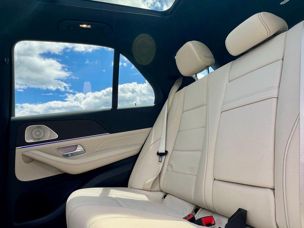 2024 Mercedes-BENZ GLE — миниатюра 21
