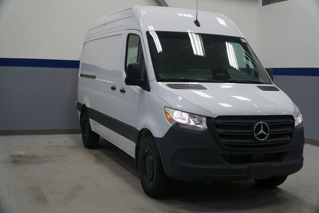 New 2025 Mercedes-Benz Sprinter 2500 Standard Roof