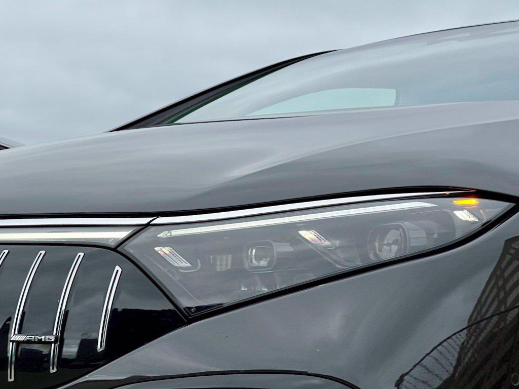 صورة 10 لـ 2023 Mercedes-BENZ AMG EQS 4MATIC+