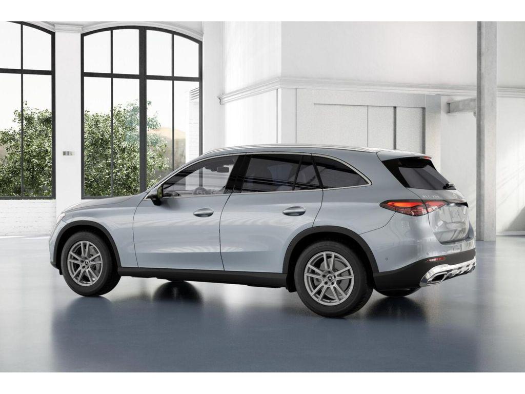 2026 Mercedes-BENZ GLC — миниатюра 30