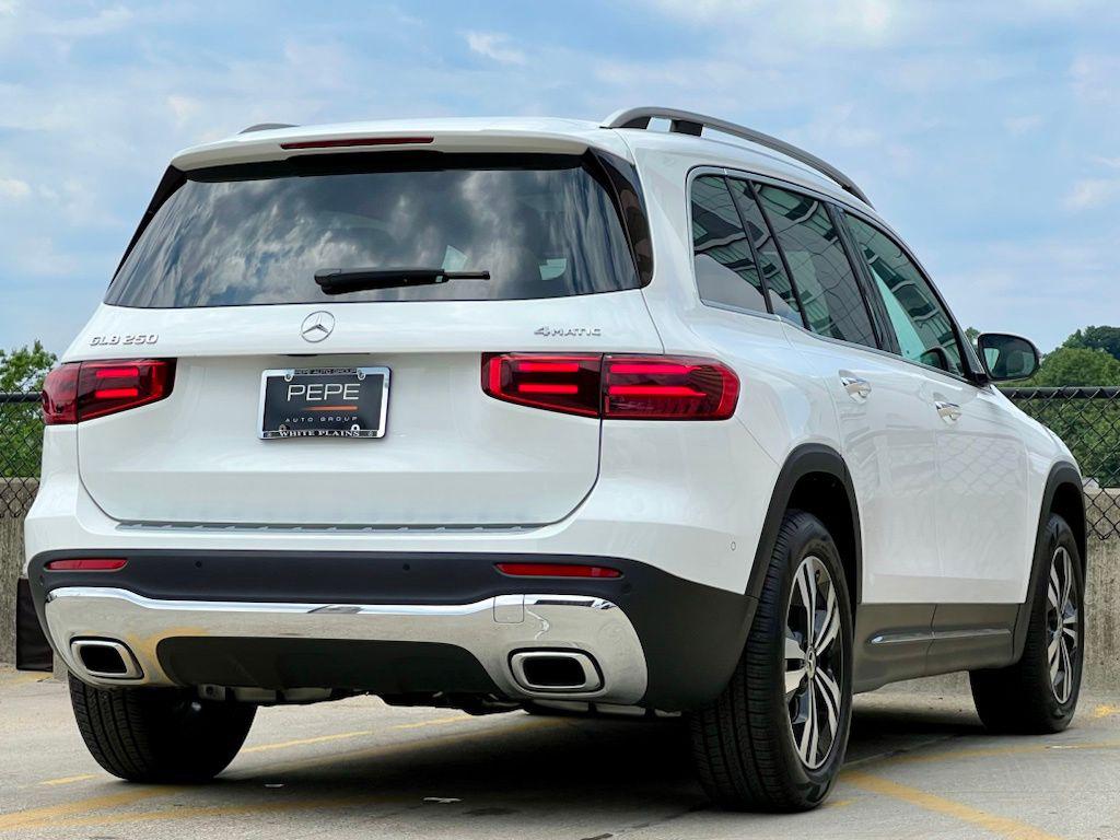 صورة 7 لـ 2026 Mercedes-BENZ GLB