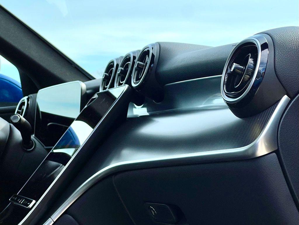 صورة مصغرة 17 لـ 2026 Mercedes-BENZ GLC