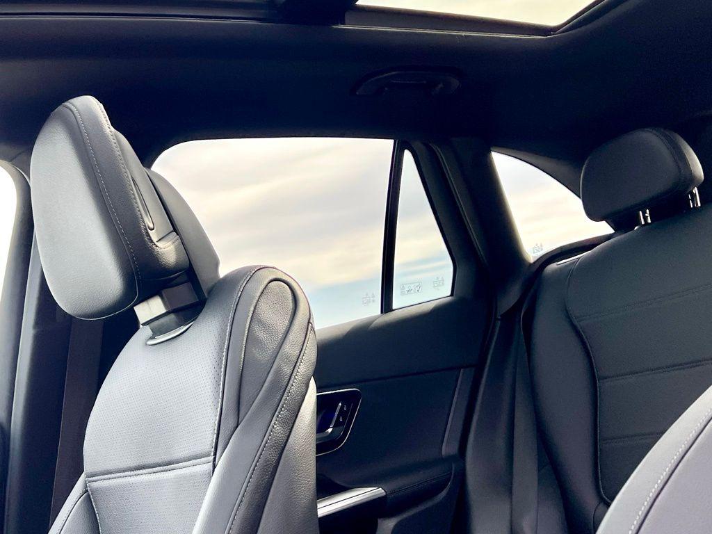 صورة مصغرة 20 لـ 2026 Mercedes-BENZ GLC
