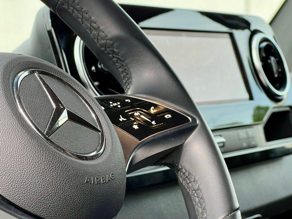 2025 Mercedes-BENZ OTHERS 缩略图 20