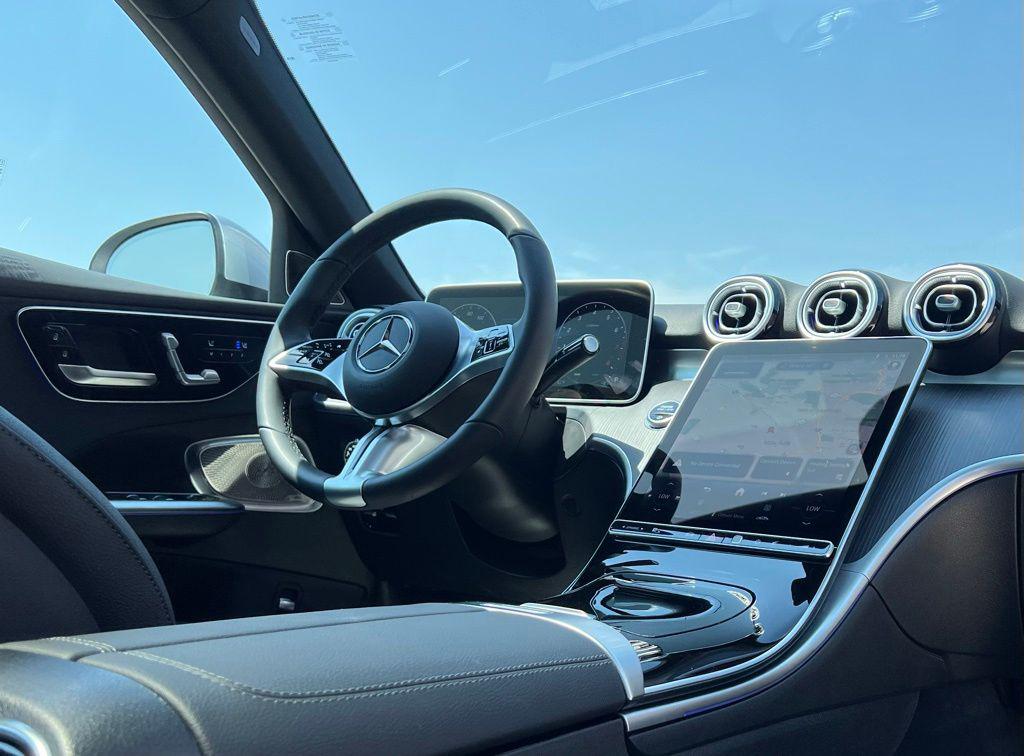 2026 Mercedes-BENZ C-CLASS — миниатюра 17