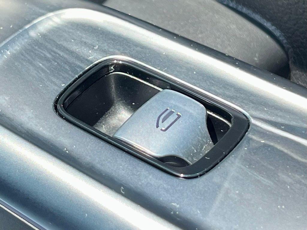 2026 Mercedes-BENZ C-CLASS — миниатюра 39