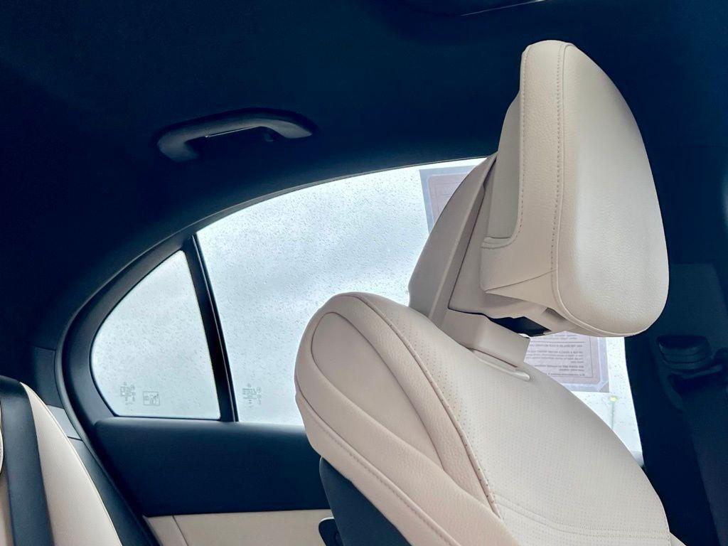 2023 Mercedes-BENZ C-CLASS photo 10