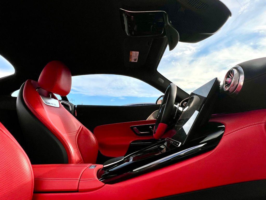 صورة 13 لـ 2024 Mercedes-BENZ AMG GT 55 BASE