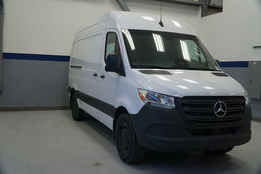 New 2025 Mercedes-Benz Sprinter 2500 Standard Roof