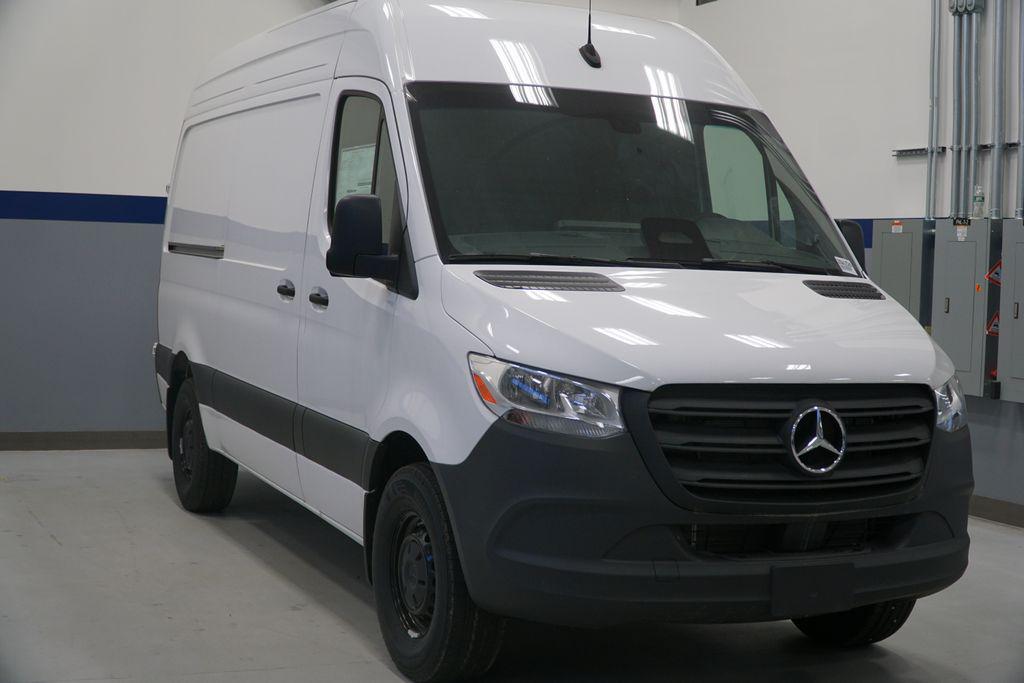 New 2025 Mercedes-Benz Sprinter 2500 Standard Roof