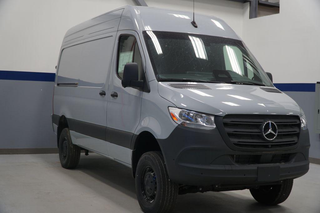 New 2025 Mercedes-Benz Sprinter 2500 Standard Roof