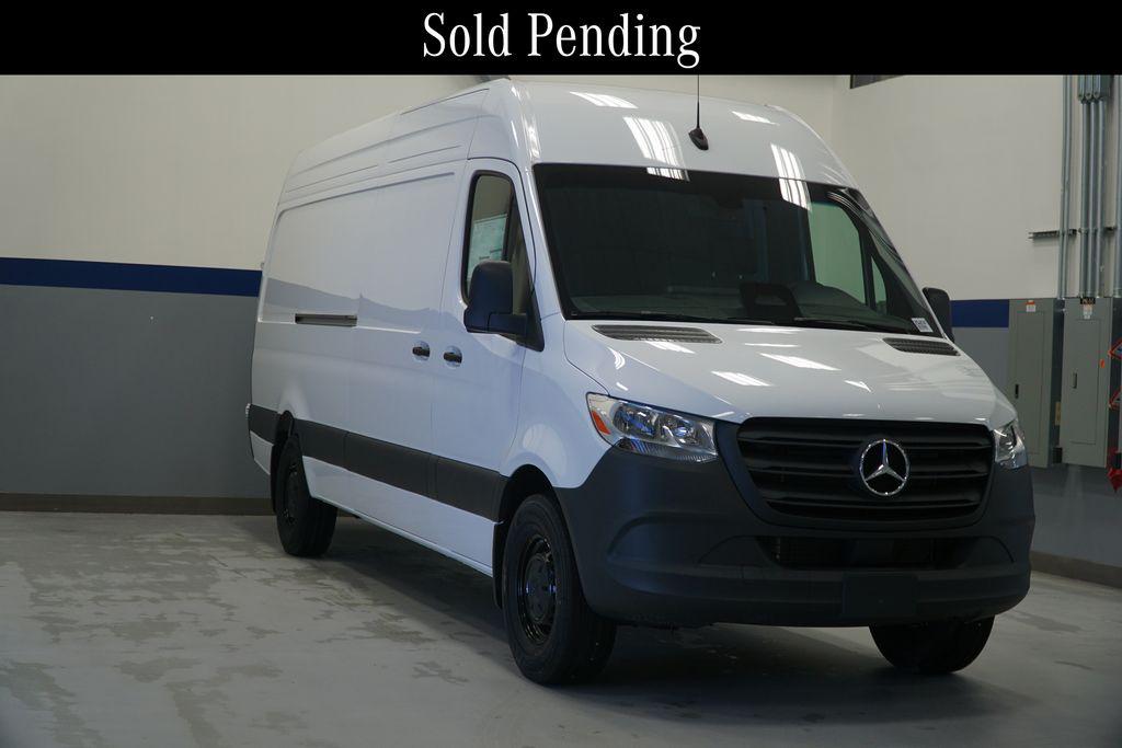 New 2025 Mercedes-Benz Sprinter 2500 High Roof