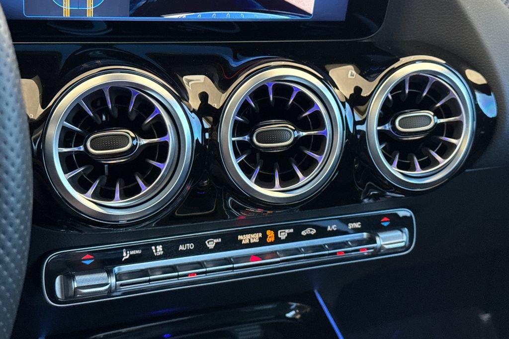 صورة مصغرة 24 لـ 2025 Mercedes-BENZ GLA