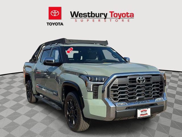 TOYOTA TUNDRA - 1