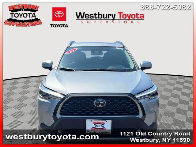 TOYOTA COROLLA CROSS - 3