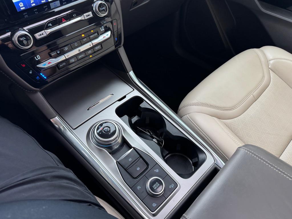 2021 FORD EXPLORER PLATINUM — миниатюра 18