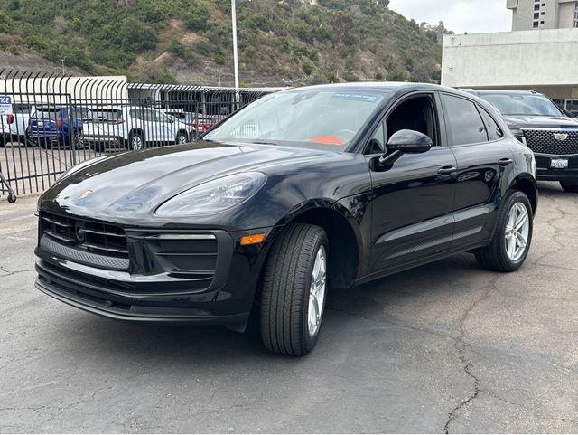 صورة مصغرة 10 لـ 2023 Porsche MACAN T