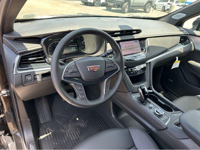 صورة 5 لـ 2025 Cadillac XT5 PREMIUM LUXURY