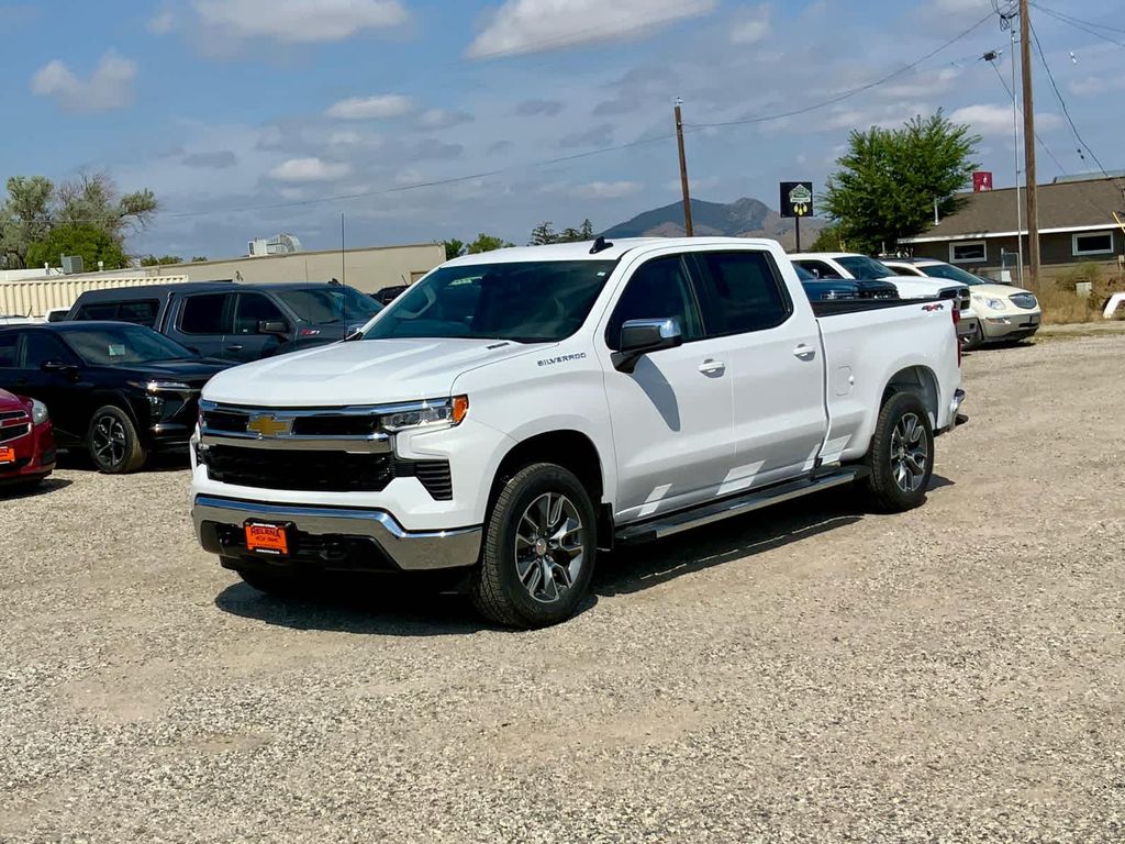New 2026 Chevrolet Silverado 1500 LT