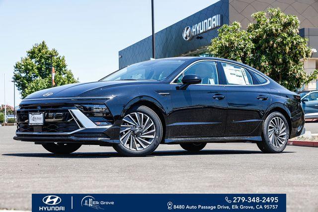 New 2026 Hyundai SONATA Hybrid Limited