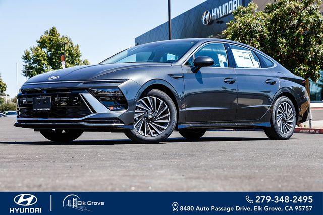 New 2026 Hyundai SONATA Hybrid Limited
