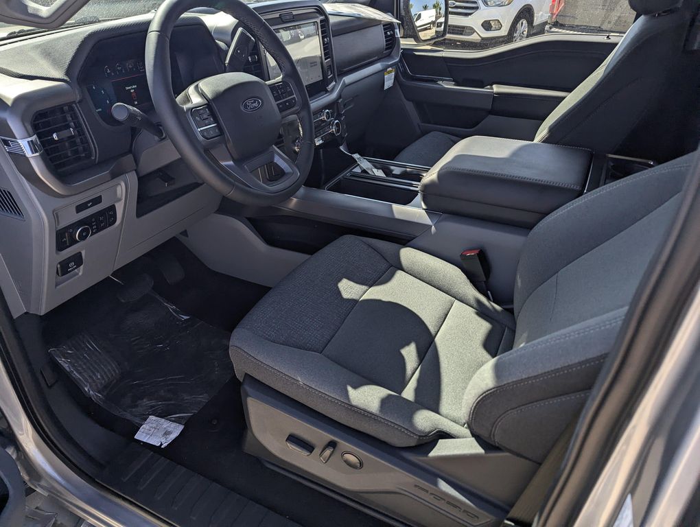 2026 FORD F-150 XLT 照片 10