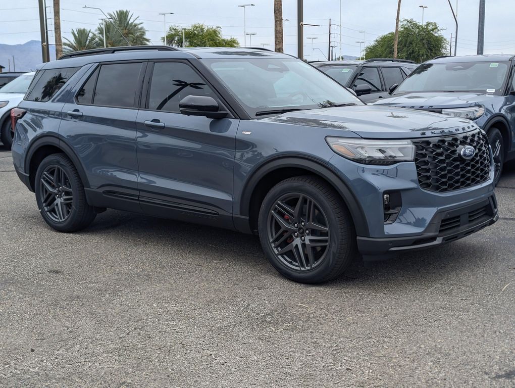 New 2026 Ford Explorer ST-Line
