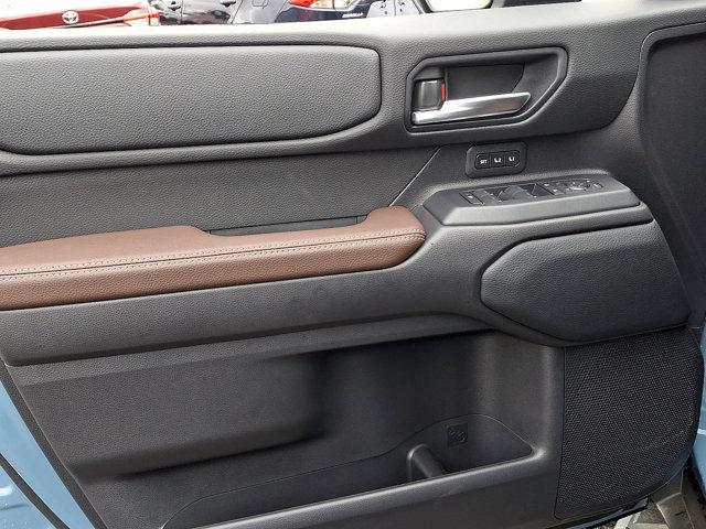 TOYOTA LAND CRUISER - 10