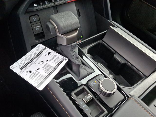 2026 Toyota TUNDRA HYBRID CAPSTONE — миниатюра 13