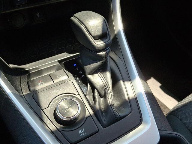 صورة مصغرة 15 لـ 2022 Toyota RAV4 HYBRID XLE