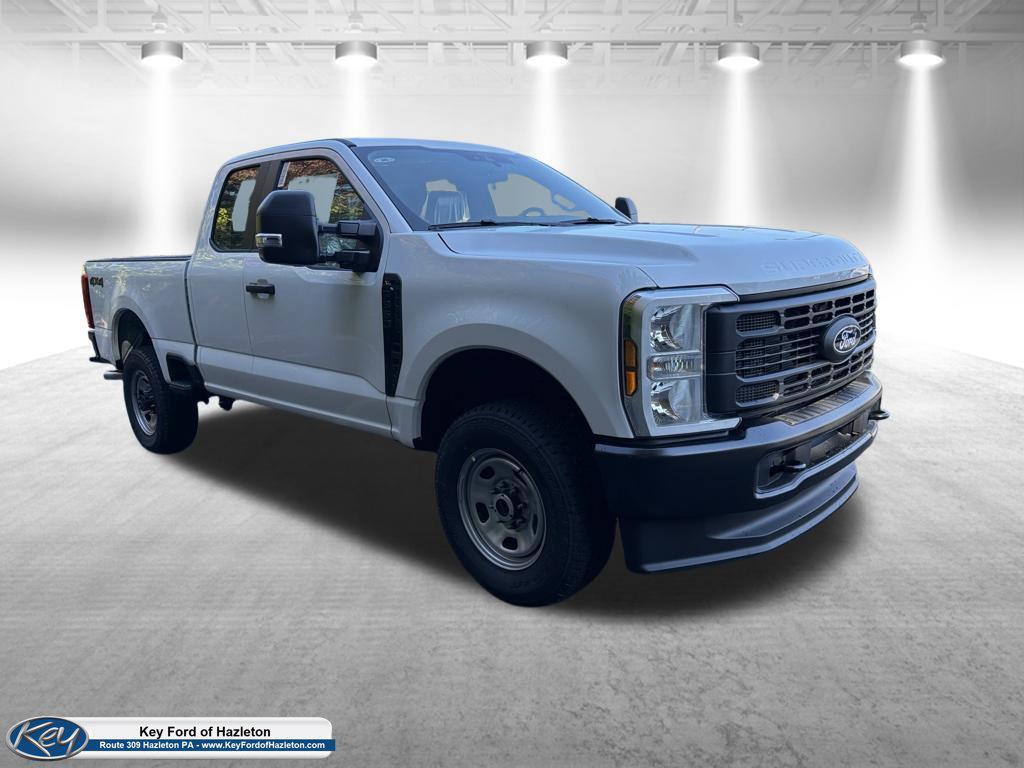 New 2027 Ford F-350 XL
