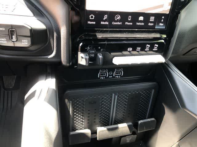 صورة مصغرة 24 لـ 2026 RAM 2500 LARAMIE