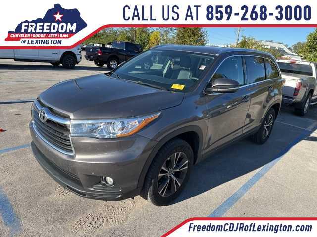 Used 2016 Toyota Highlander XLE