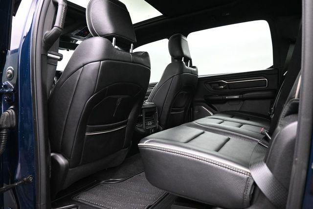 2021 RAM 1500 LIMITED thumbnail 21