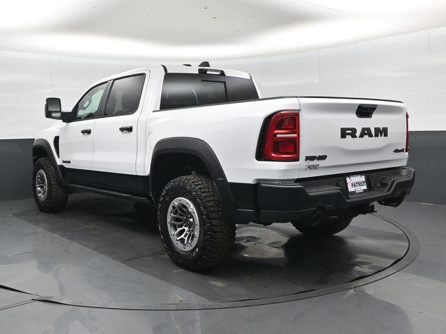 2026 RAM 1500 RHO CREW CAB 4X4 5'7' BOX — миниатюра 24