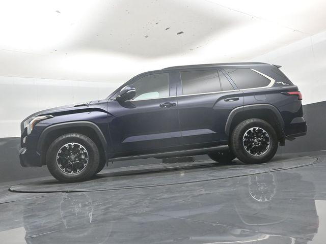 2025 Toyota SEQUOIA SR5 thumbnail 48