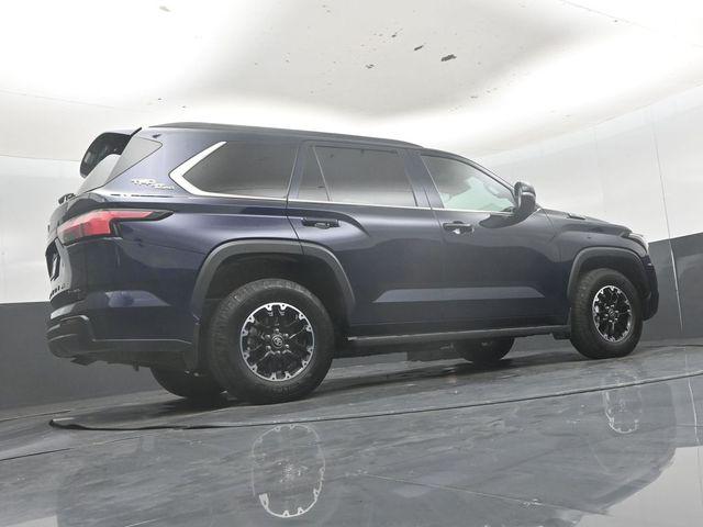 2025 Toyota SEQUOIA SR5 thumbnail 44