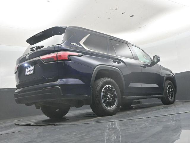 2025 Toyota SEQUOIA SR5 thumbnail 45