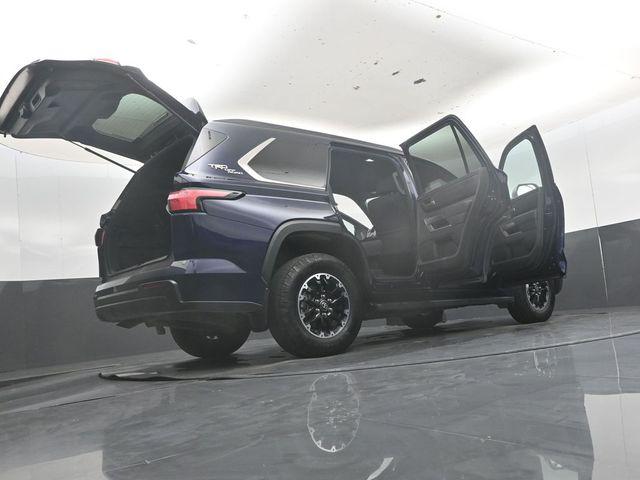 2025 Toyota SEQUOIA SR5 thumbnail 57
