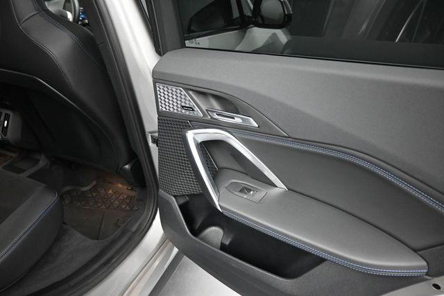 2025 BMW X1 M35I — миниатюра 21