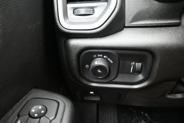 صورة مصغرة 12 لـ 2027 RAM 1500 TRADESMAN