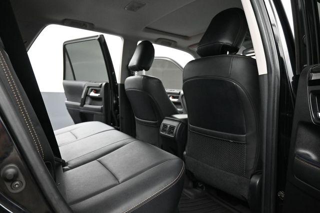 صورة مصغرة 25 لـ 2023 Toyota 4RUNNER LIMITED