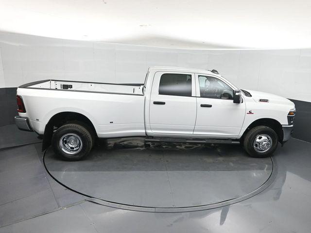 صورة مصغرة 30 لـ 2026 RAM 3500 TRADESMAN CREW CAB 4X4 8' BOX