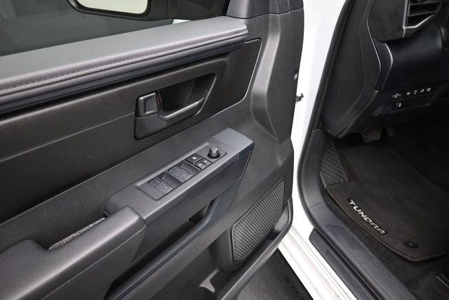 2025 Toyota TUNDRA SR — фото 15