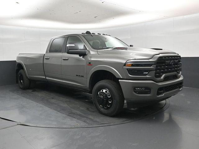 New 2026 RAM 3500 Limited Crew Cab 4x4 8' Box