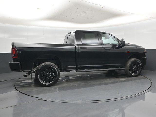 2026 RAM 2500 TRADESMAN CREW CAB 4X4 6'4' BOX — фото 3