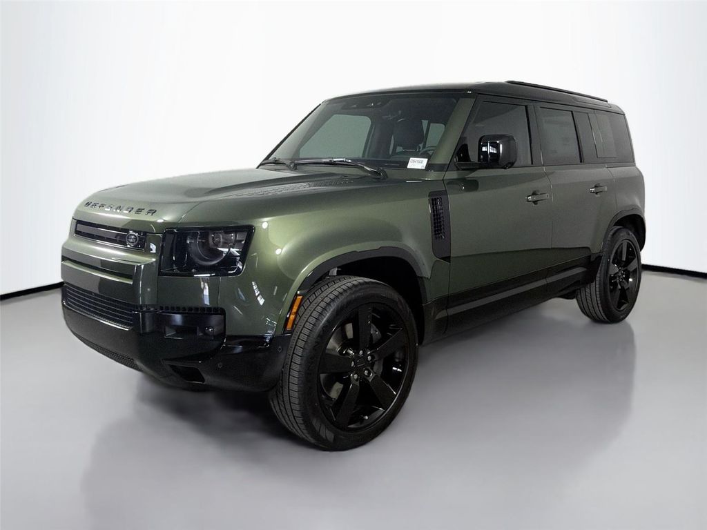 New 2026 Land Rover Defender P400 X-Dynamic SE