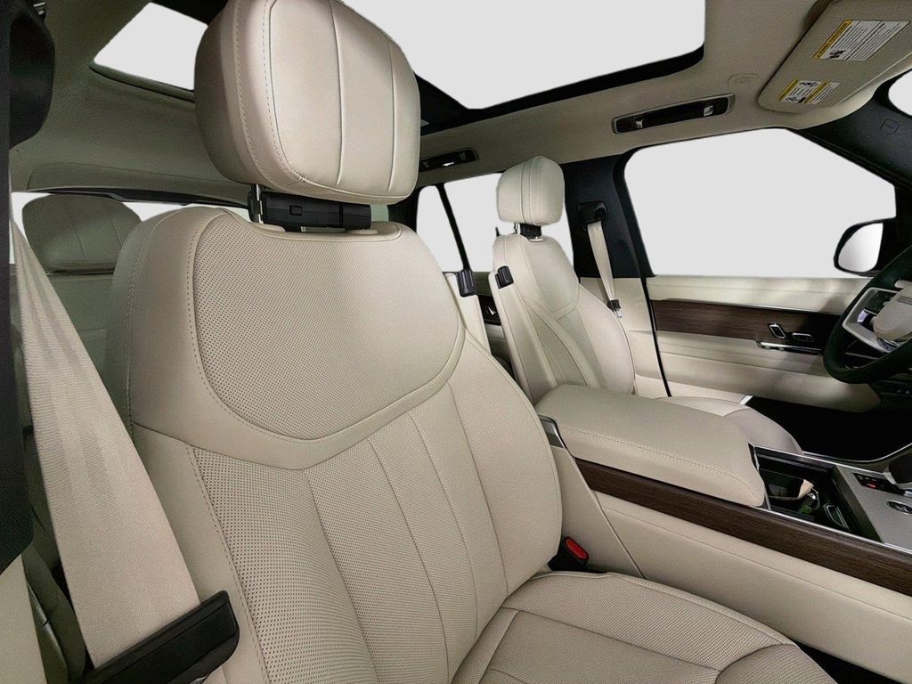 2026 LAND Rover RANGE ROVER P400 SE — миниатюра 29