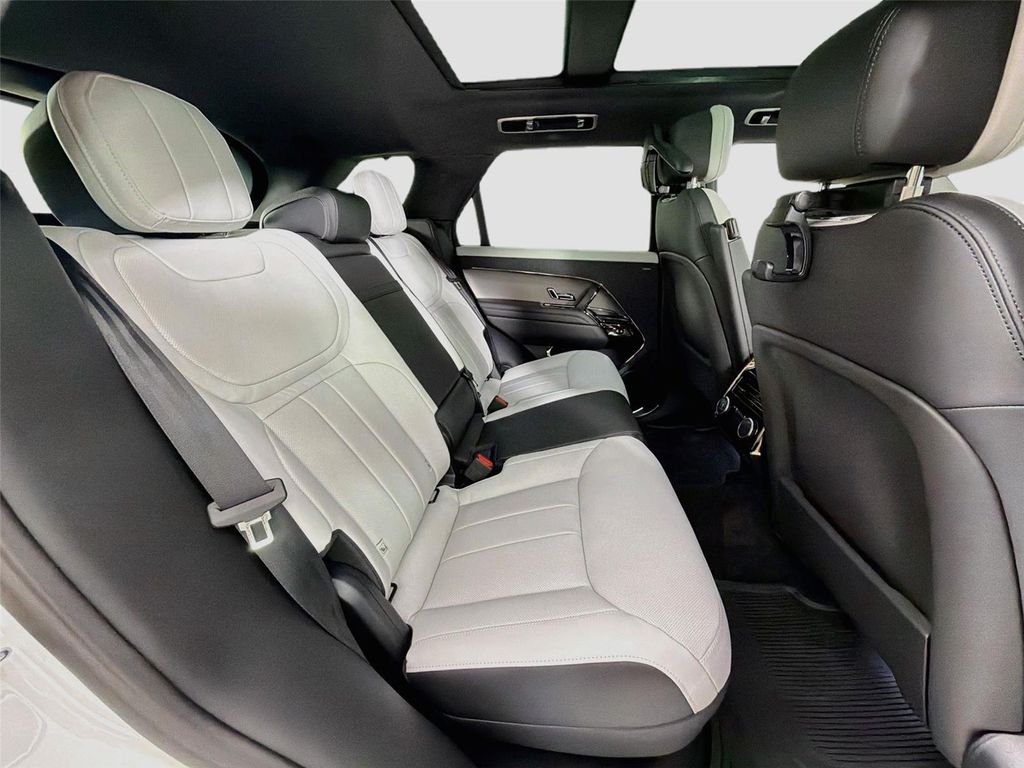 صورة مصغرة 27 لـ 2026 LAND Rover RANGE ROVER SPORT SE